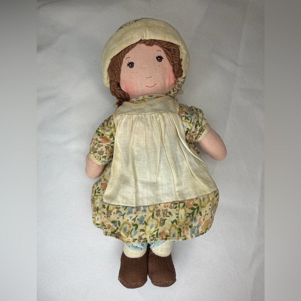 Vintage Knickerbocker Holly Hobbie cloth rag doll from the 1970s